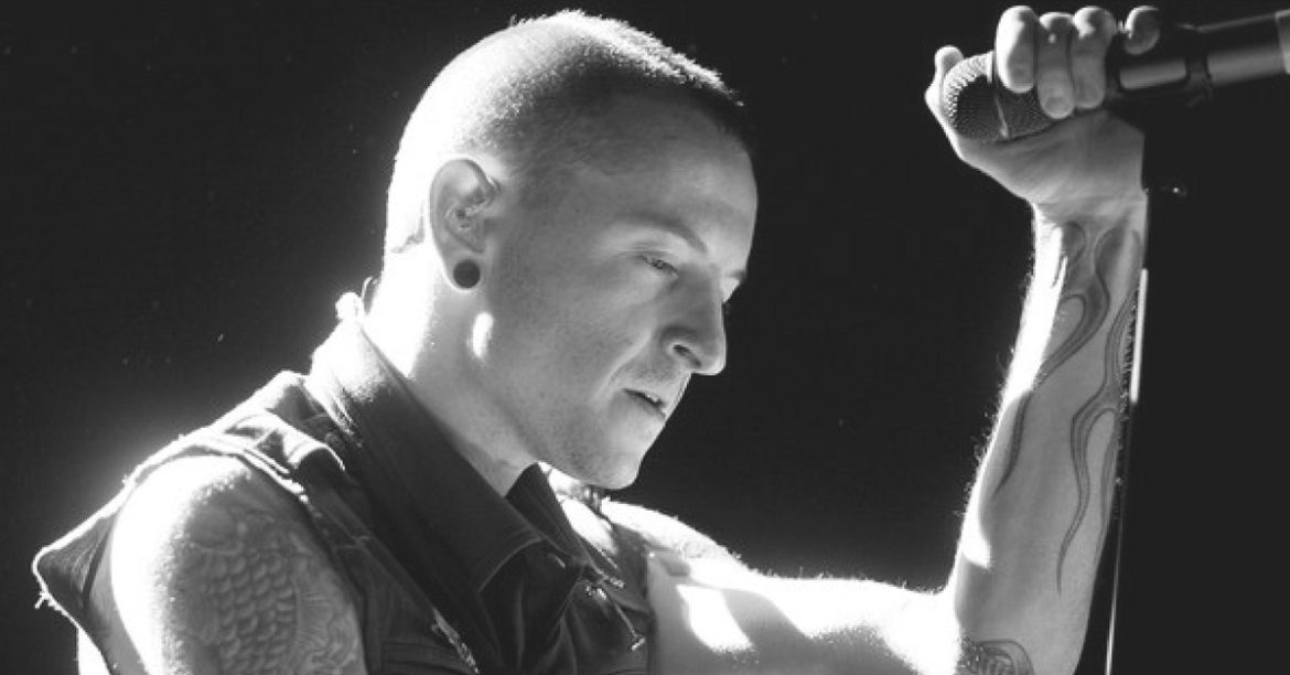 5 Beautiful Reasons Why We Will Always Miss Chester Bennington From Linkin Park