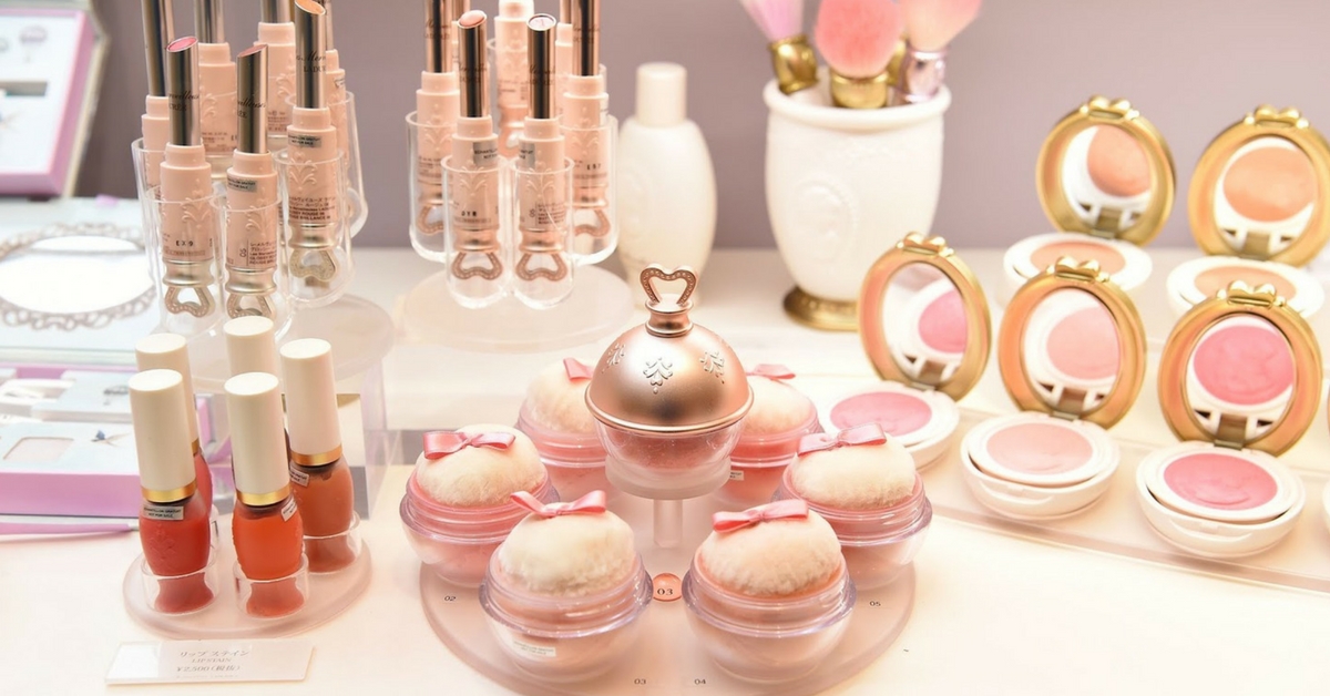 Zwaaien vertraging Altaar What You Need To Know About The Les Merveilleuses Ladurée Makeup Collection  – SevenPie.com: Because Everyone Has A Story To Tell