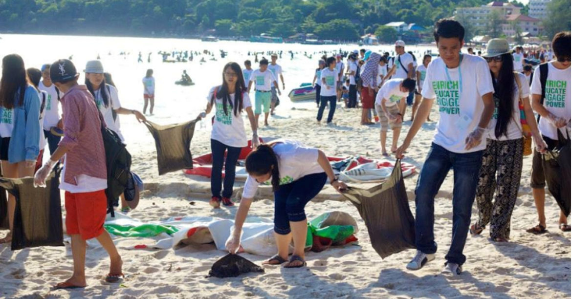 Japanese Students Were Seen Picking Up Trash After Perak Rugby Tournament And It Really Got Us Thinking About How We Malaysians Can Be More Like Them