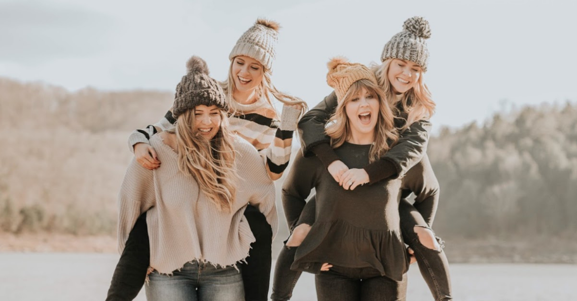 Ladies, This Is The Amount Of Times You Should Be Hanging Out With Your Girl Squad!