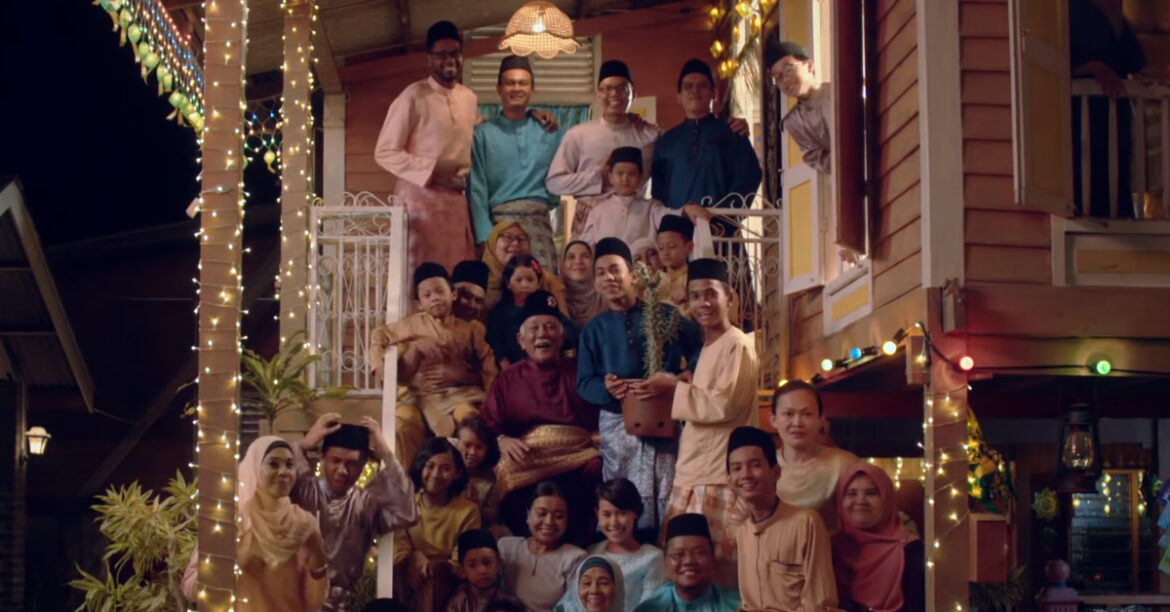 6 Tear-Jerking Raya Advertisements That Will Have You Feeling The Raya Spirit