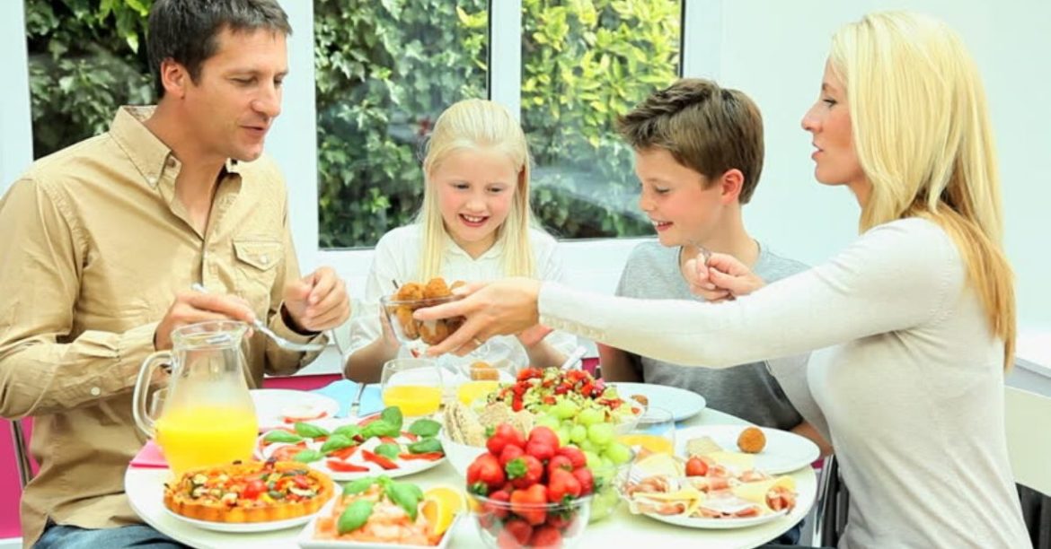 8 Essential Foods You Must Eat To Be Healthy Everyday