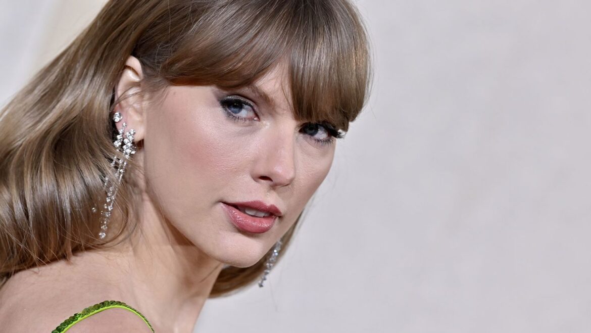 DEEPFAKE SCANDAL: TAYLOR SWIFT FACES ONLINE CRISES AS EXPLICIT IMAGES SPREAD