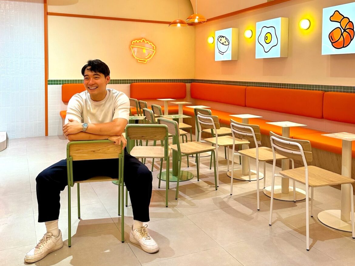 FUIYOH! UNCLE ROGER OPENED HIS VERY OWN RESTAURANT IN MALAYSIA.